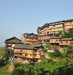 Houses with high feet in Ping'an